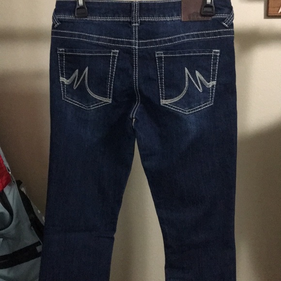 SOLD - Picture 2 of 6